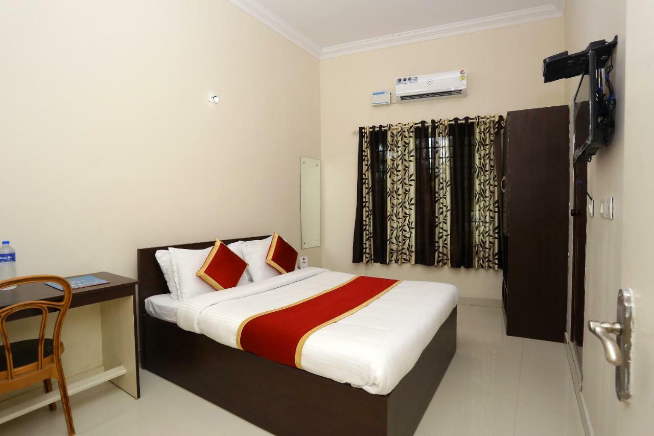 Oyo 9118 Saravana Inn Thiruvananthapuram Zewnętrze zdjęcie