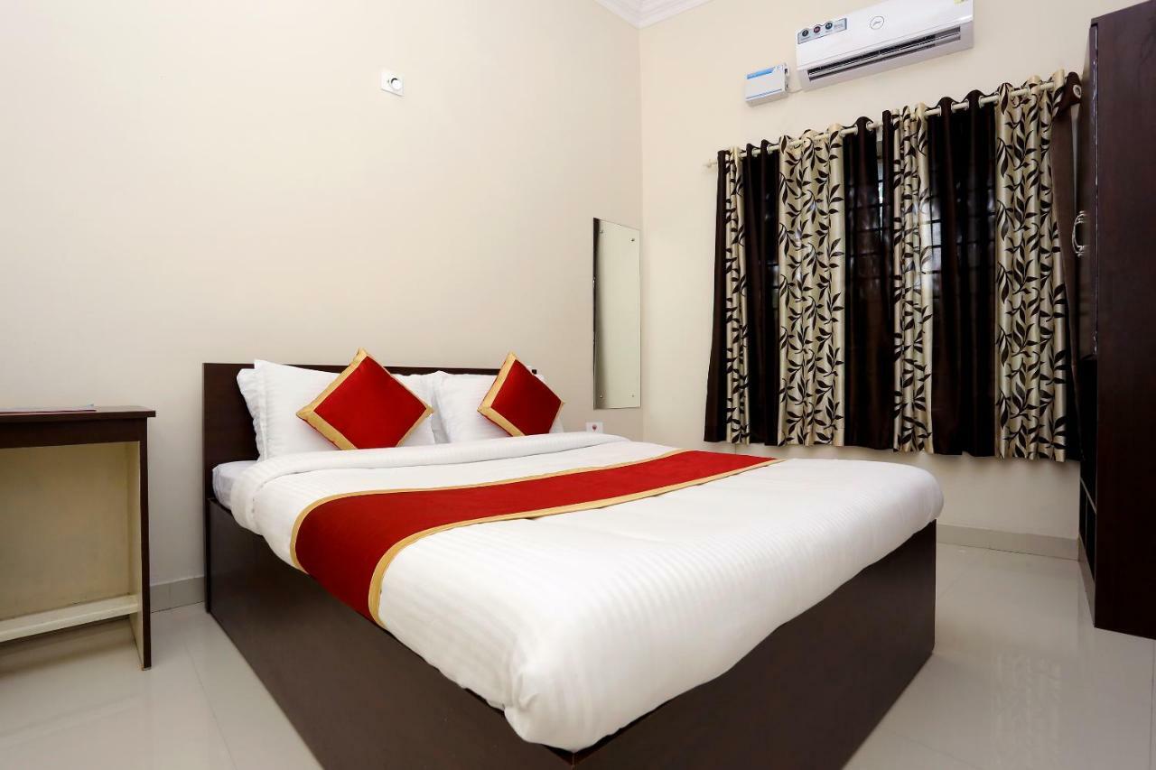 Oyo 9118 Saravana Inn Thiruvananthapuram Zewnętrze zdjęcie